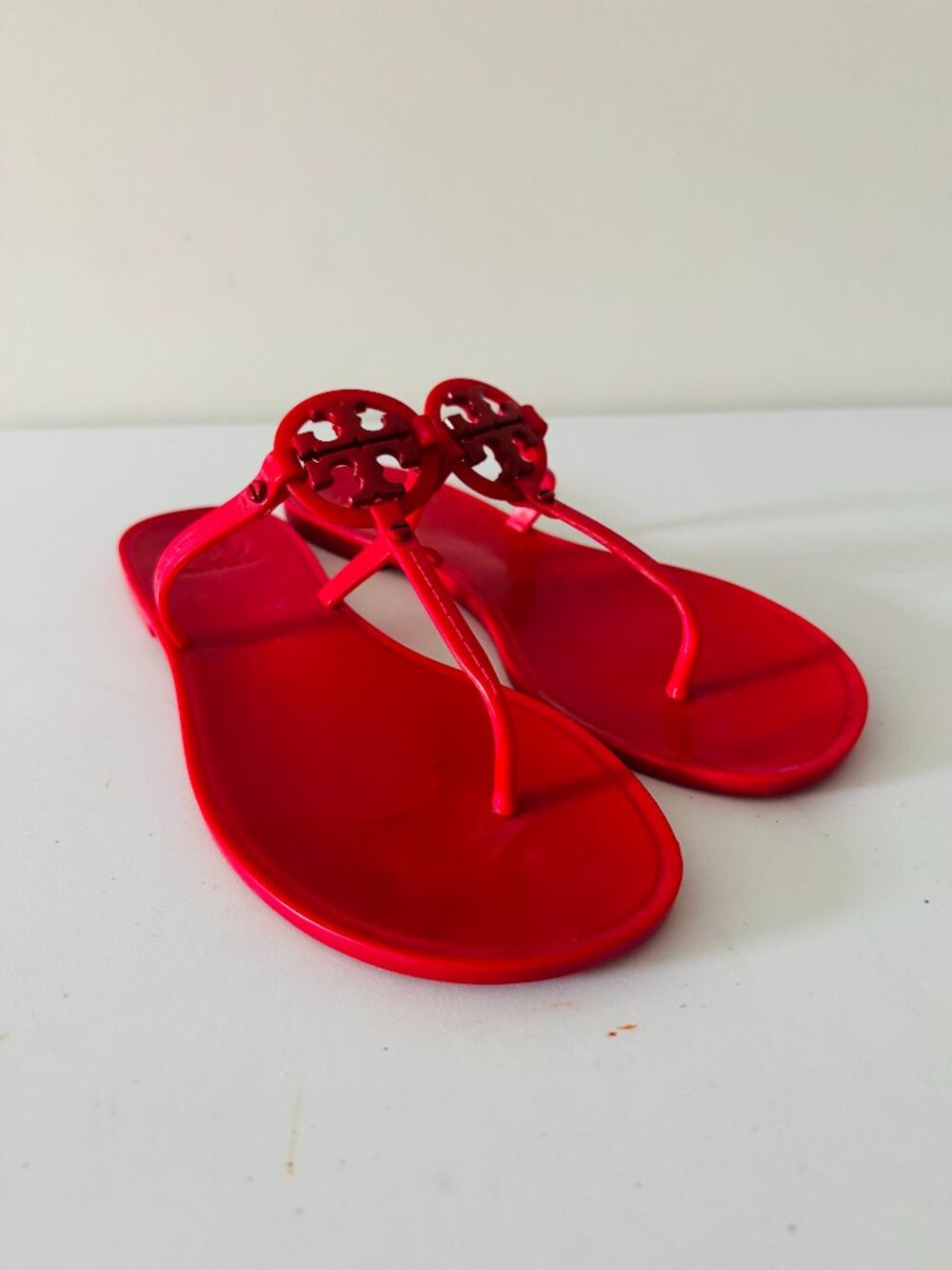 NIB Tory Burch Mini Miller Flat Thong Red Flip Flops Womens 9B 48429
